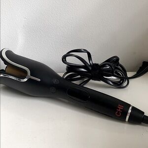 CHI Spin N Curl Ceramic Rotating Hair Curler Curling Wand Like New!